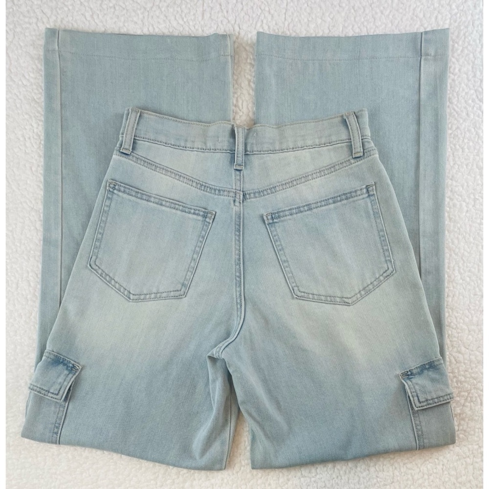 JBD. • Blue Light Wash High-Waisted Wide-Leg Cargo Jeans, 26 - Picture 4 of 16